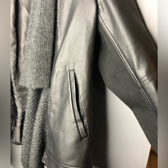 Ricki’s faux leather jacket - Picture 3 of 4